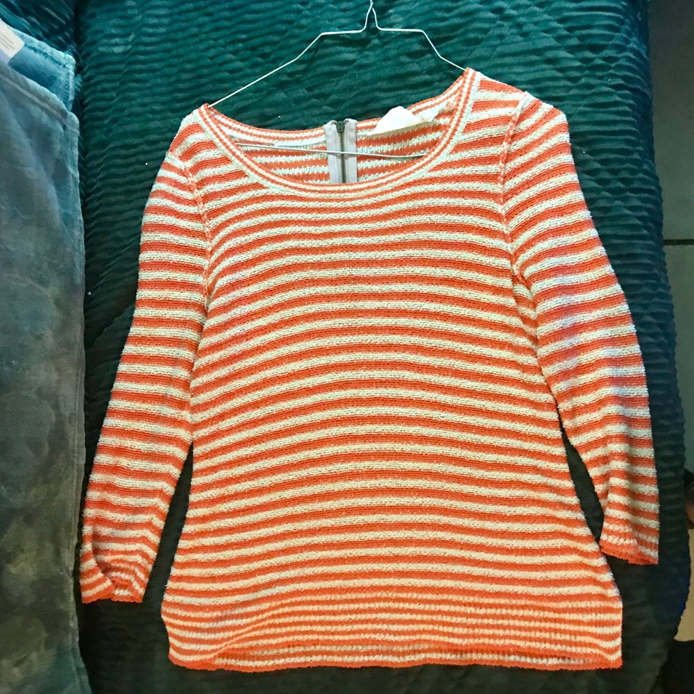 Really cute knit striped HWR Anthropologie shirt!